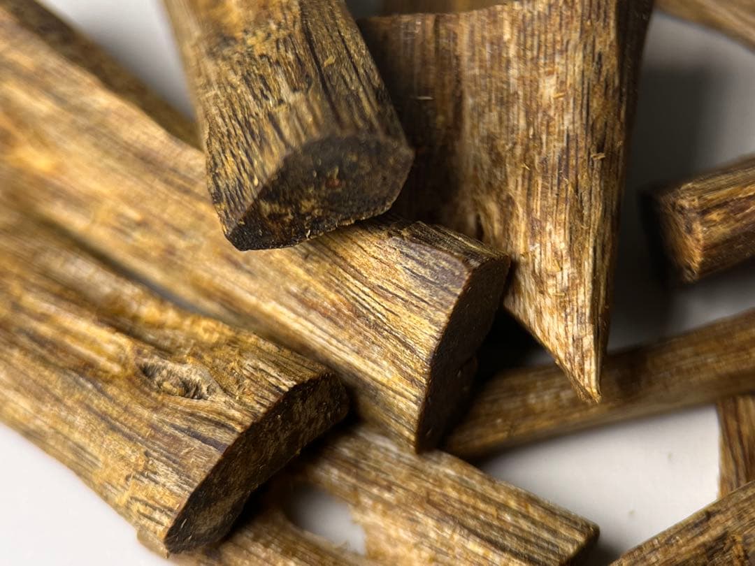 お香 天然沈香 六国五味聞香用 伽羅 香木 3-S-10.380