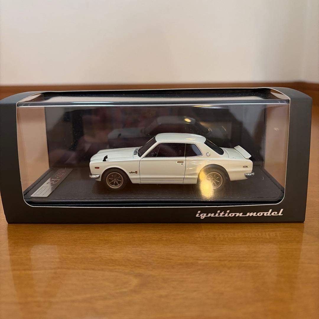 ソン様 スカイライン 2000 GT-R 白 1/43