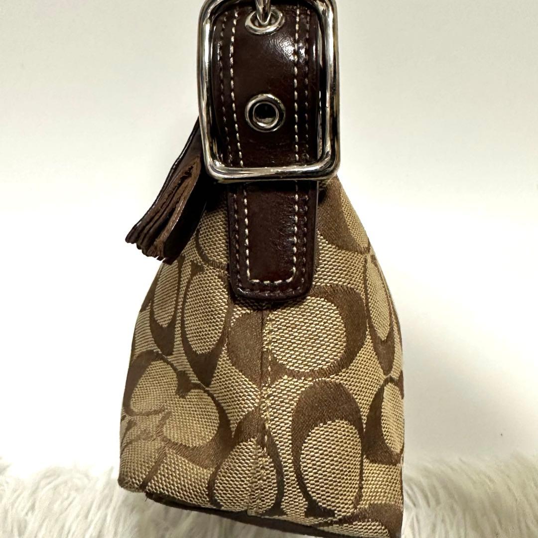 COACH コーチ ワンショルダー　アクセサリーポーチ シグネチャー　8K09