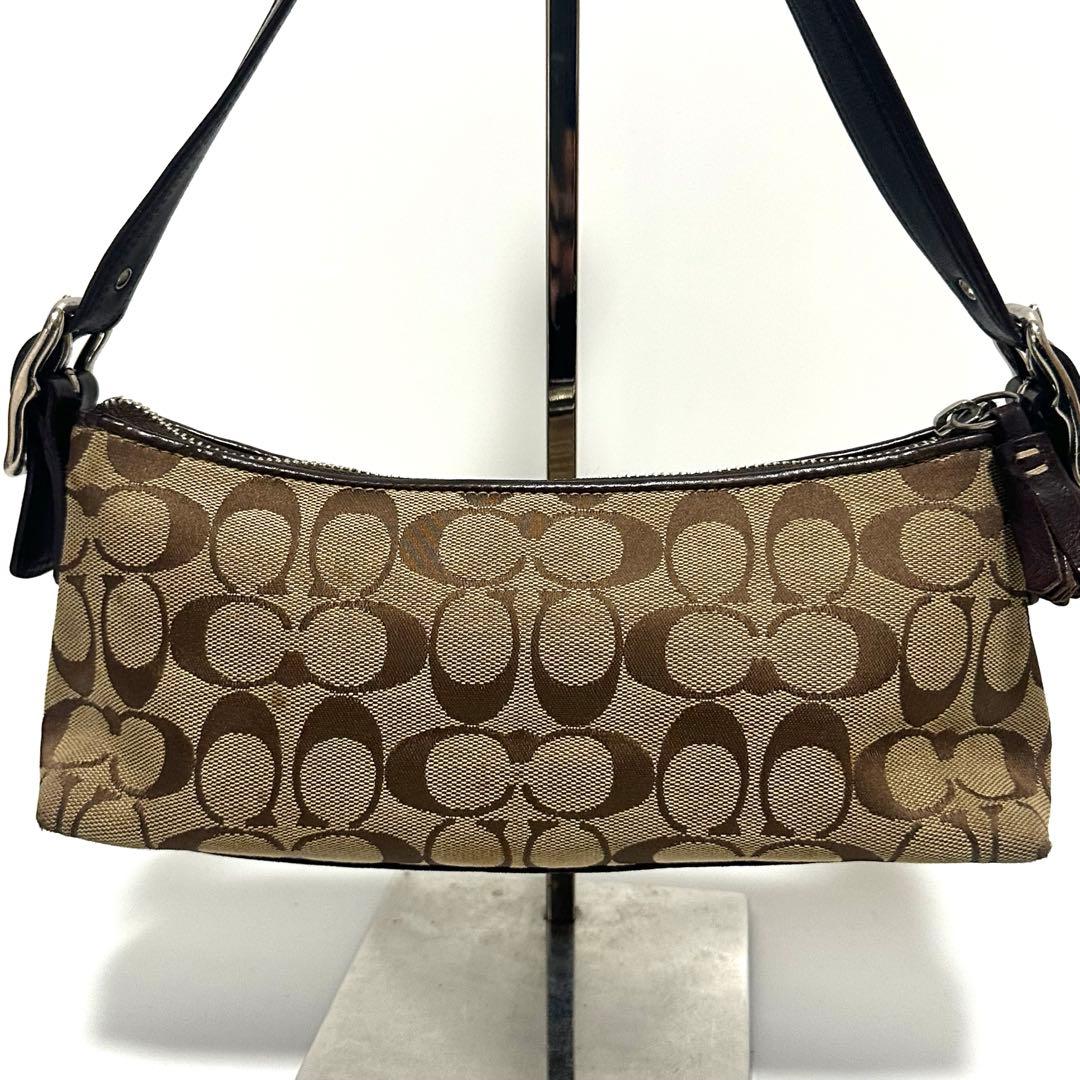 COACH コーチ ワンショルダー　アクセサリーポーチ シグネチャー　8K09