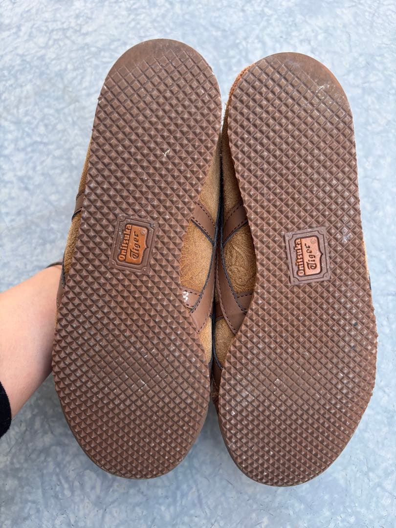 Onitsuka Tiger ブラウン スニーカー