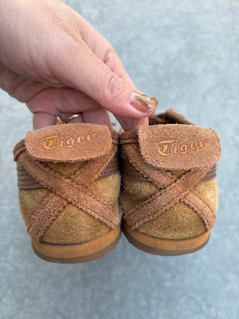 Onitsuka Tiger ブラウン スニーカー