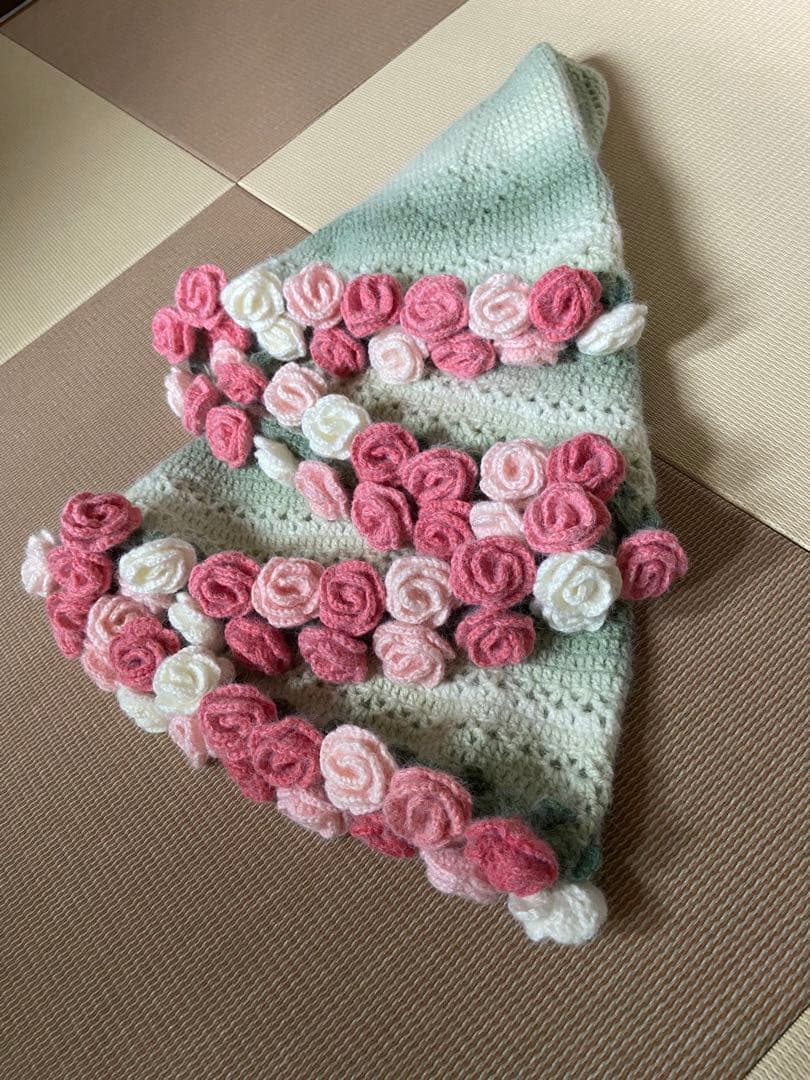 椿の花束ブランケット直径123cm，69本の大きな花ストール