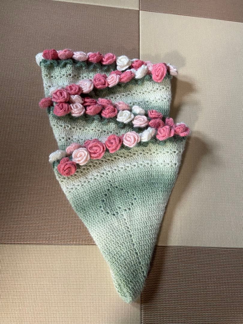 椿の花束ブランケット直径123cm，69本の大きな花ストール