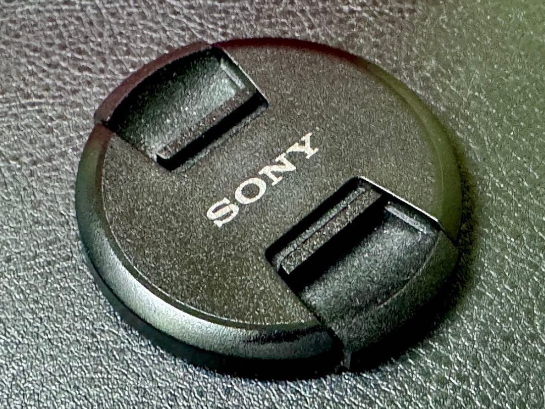 【美品】SONY E 15mm F1.4 広角 単焦点レンズ SEL15F14G