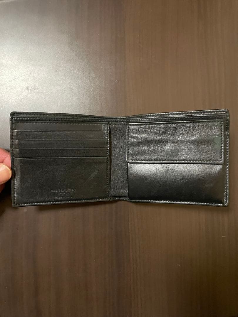 SAINT LAURENT 二つ折り財布　クロコ型押し　ブラック
