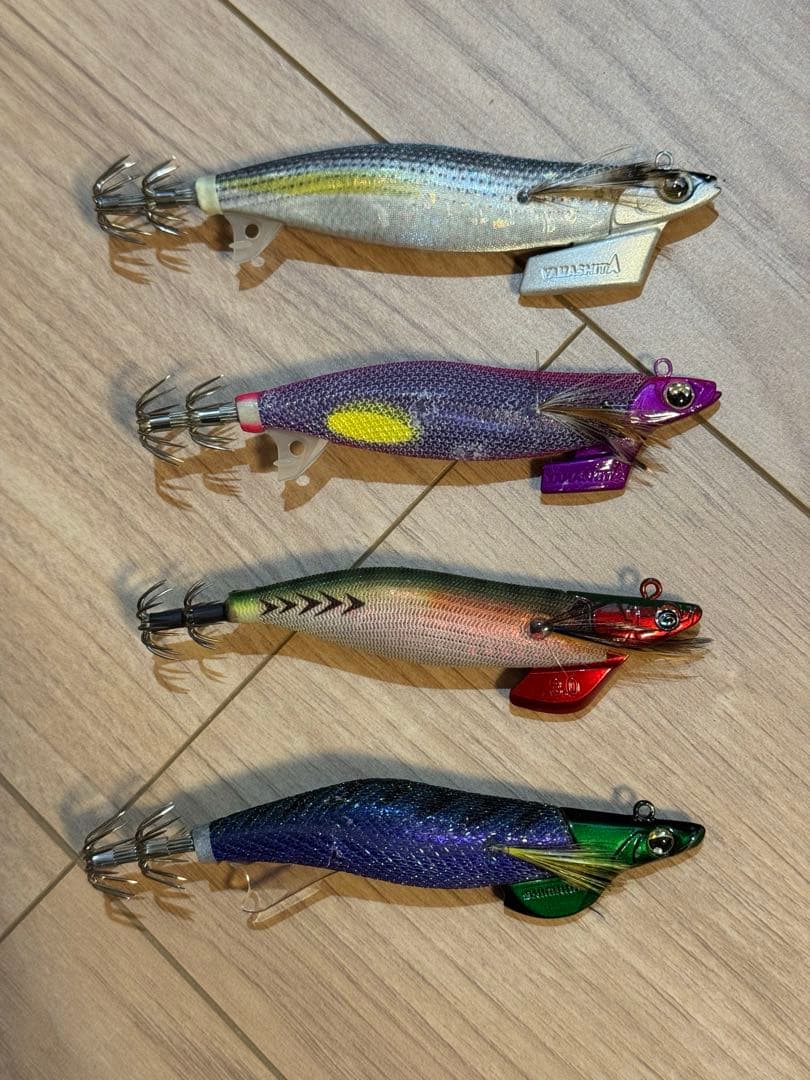 エギの詰め合わせ（ケース付き）中古。　一部未使用あり