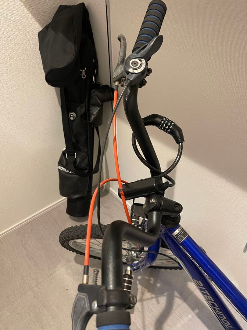 マウンテンバイク　BMX風　自転車 22インチ 青