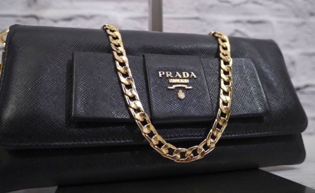 ◆ PRADA プラダ サフィアーノレザー ショルダーウォレット バッグ 長財布