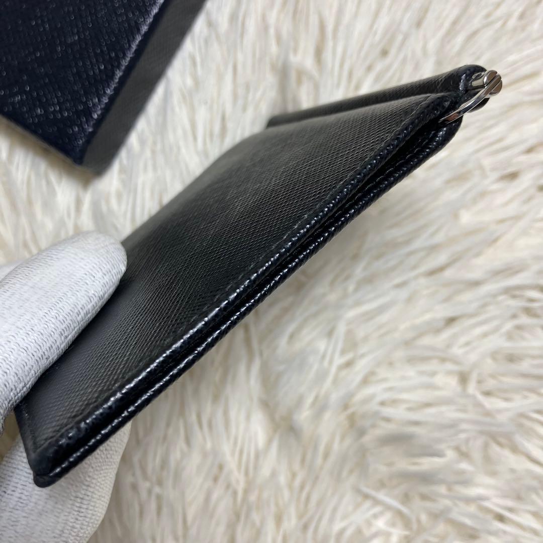 【極美品】 PRADA マネークリップ サフィアーノ 三角プレート IC内蔵