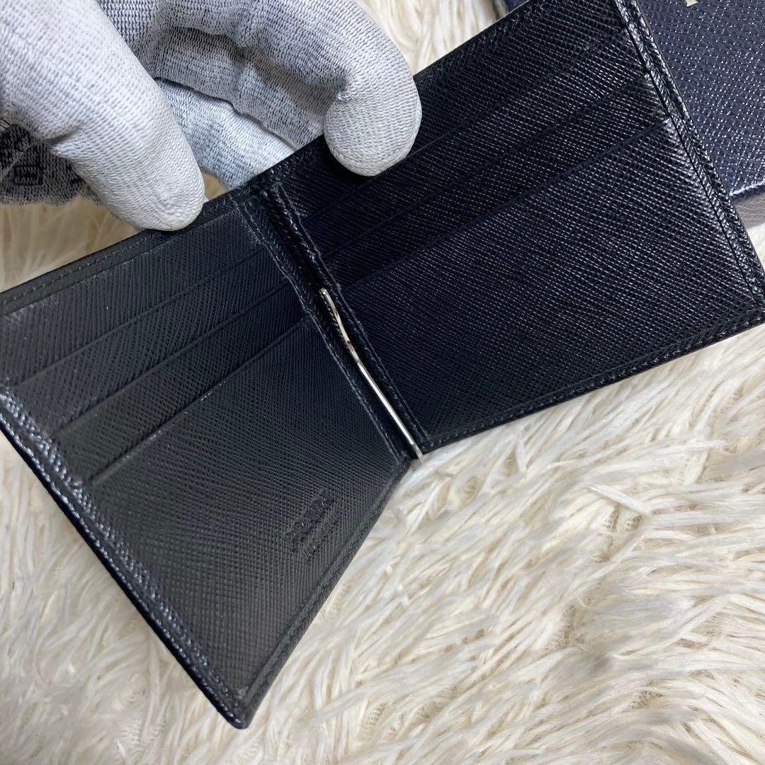 【極美品】 PRADA マネークリップ サフィアーノ 三角プレート IC内蔵