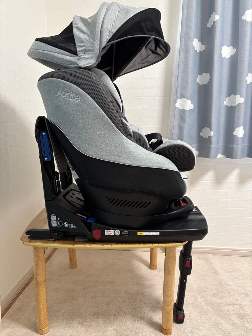 【美品】Aprica アップリカ　クルリラ　チャイルドシート