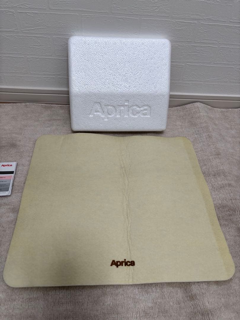 【美品】Aprica アップリカ　クルリラ　チャイルドシート