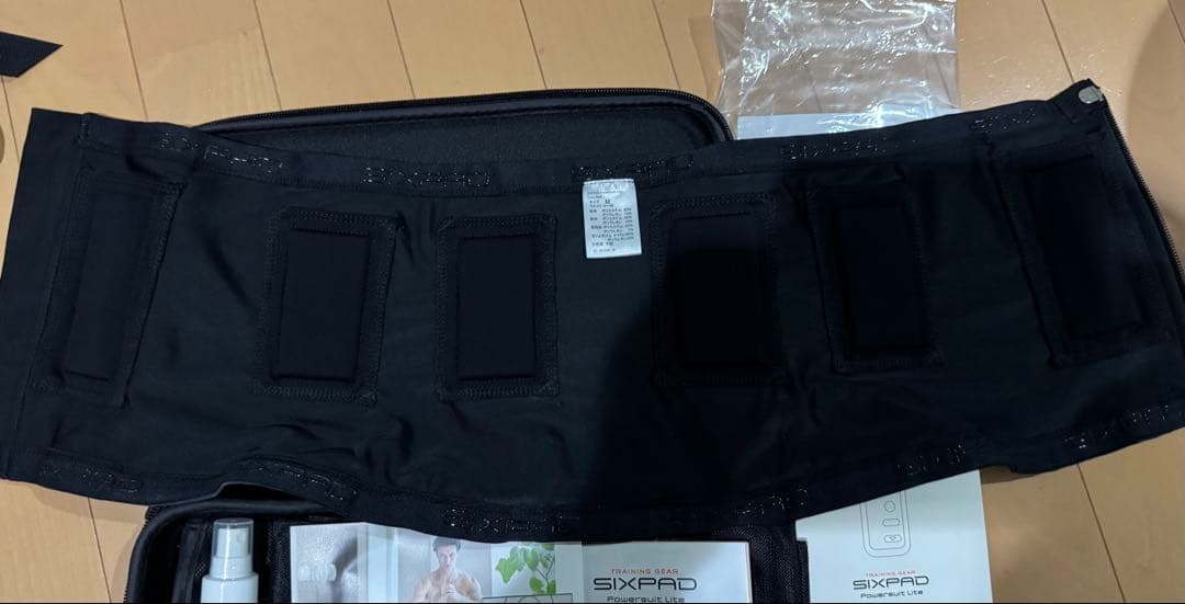 SIXPAD Powersuit Lite M コアベルト　コントローラー2個付
