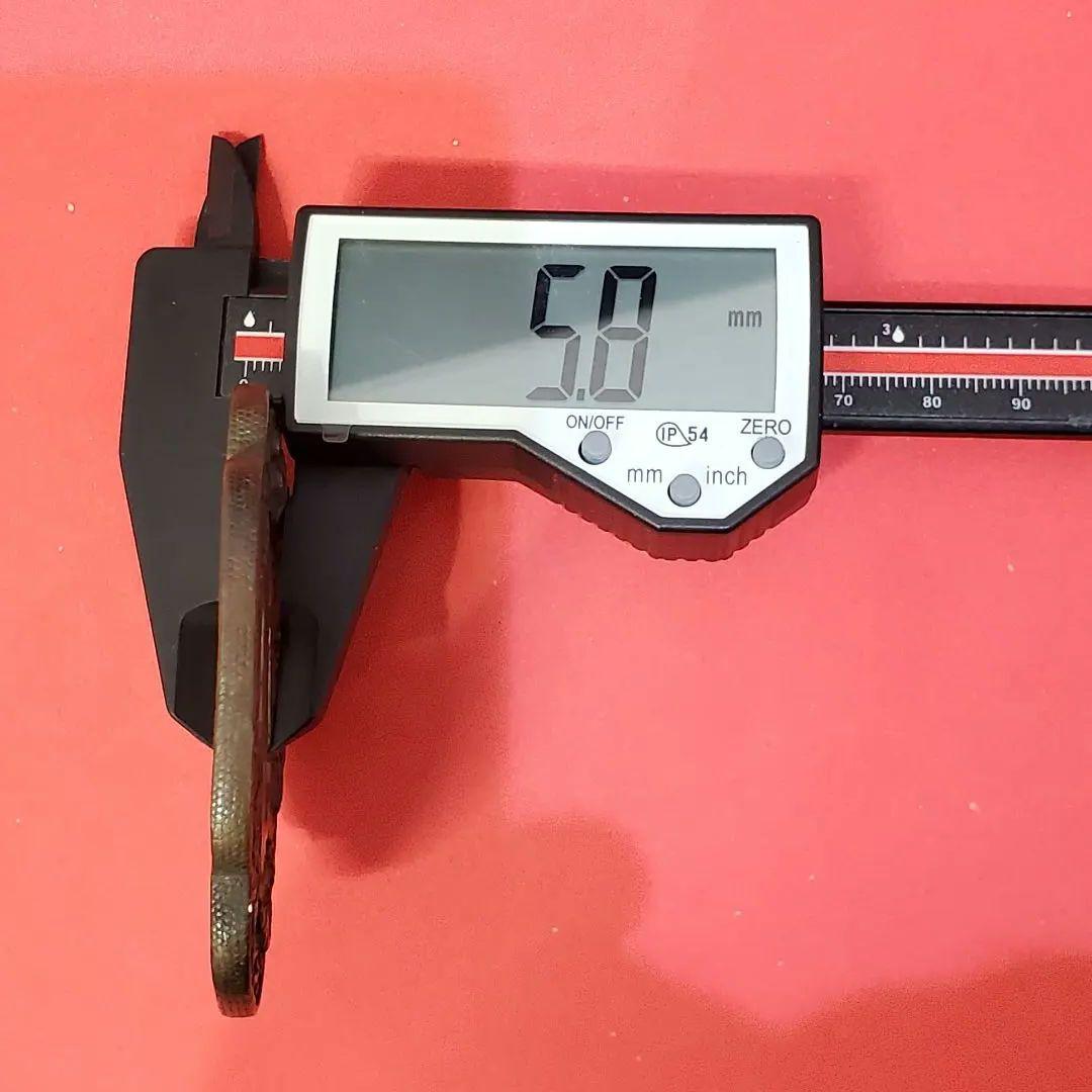 波龍図鐔　赤銅覆輪　鱗彫り　木瓜形　刀鍔　刀の鍔