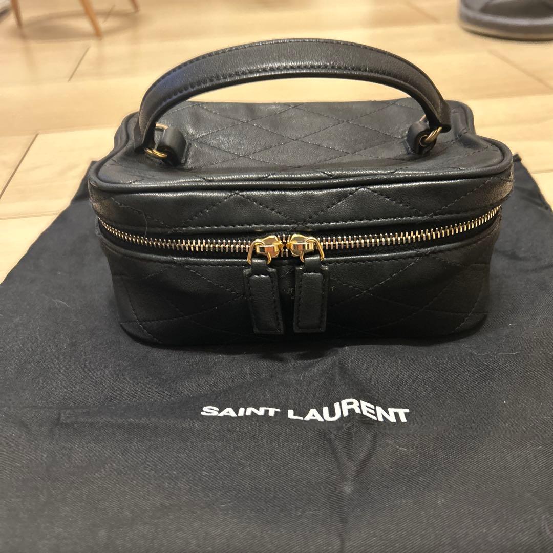 SAINT LAURENT ブラックレザーショルダーバッグ