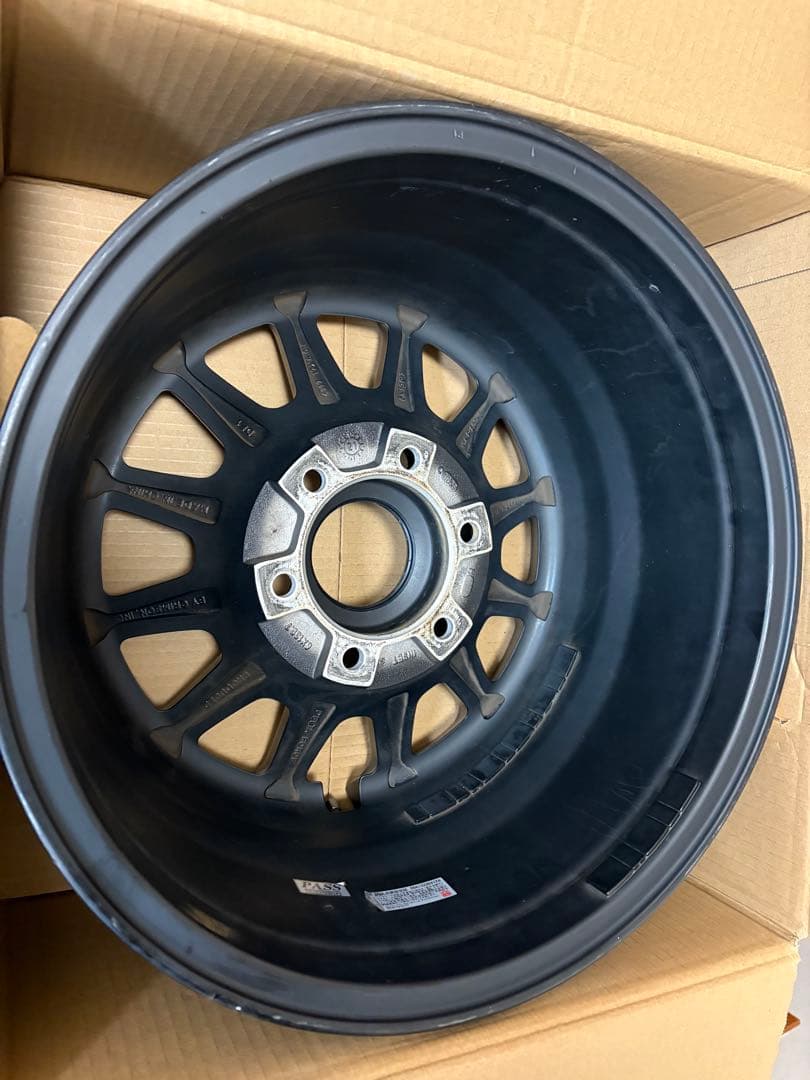 17インチ アルミホイール 6穴139.7 | デルタフォース オーバル1本のみ