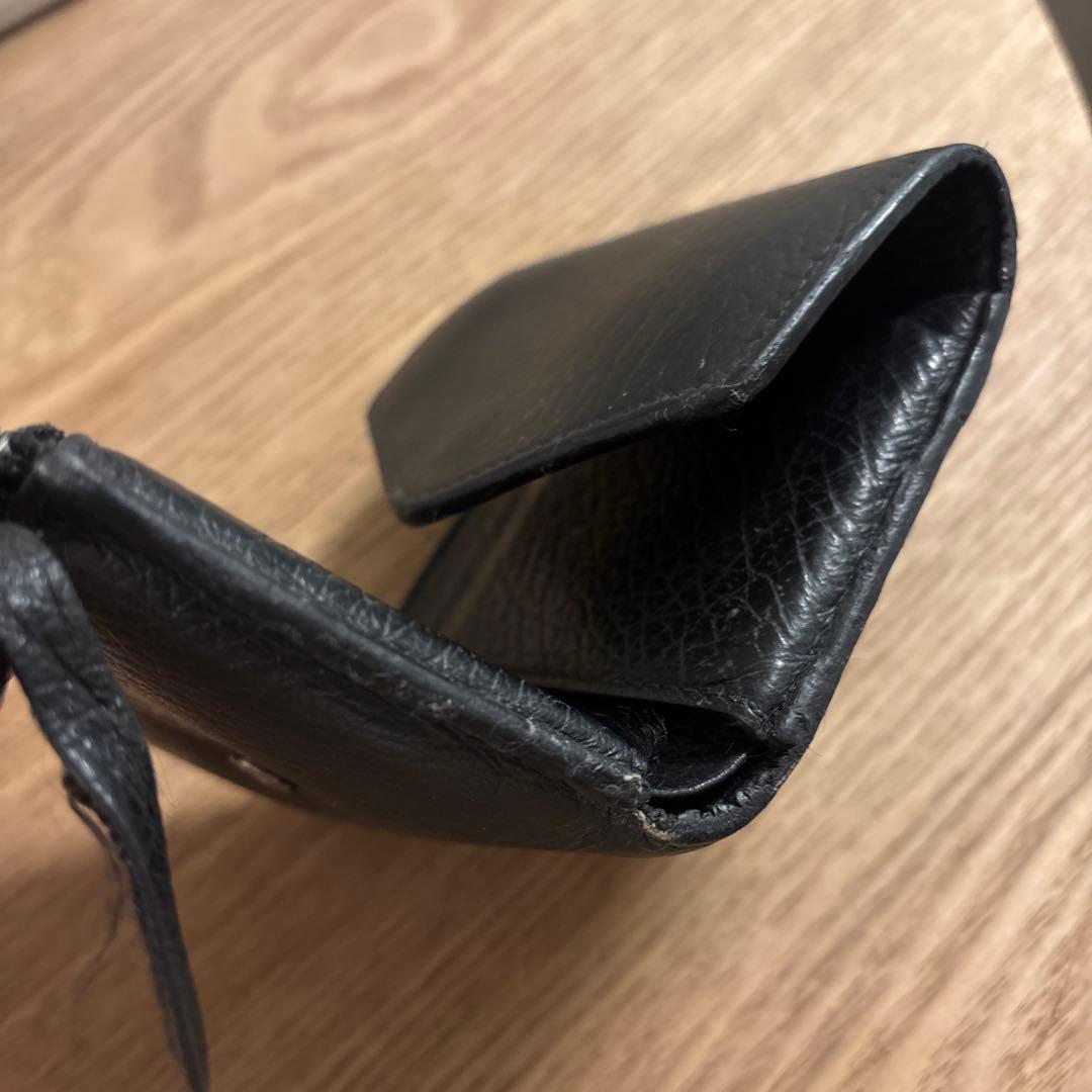 黒 レザー 三つ折り財布 シルバー刺繍