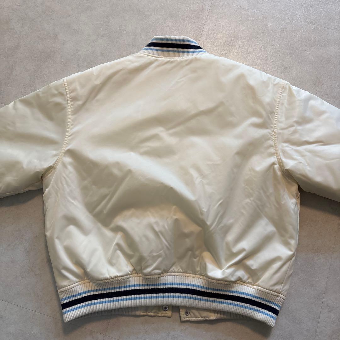 SUPREME アイボリースタジャン