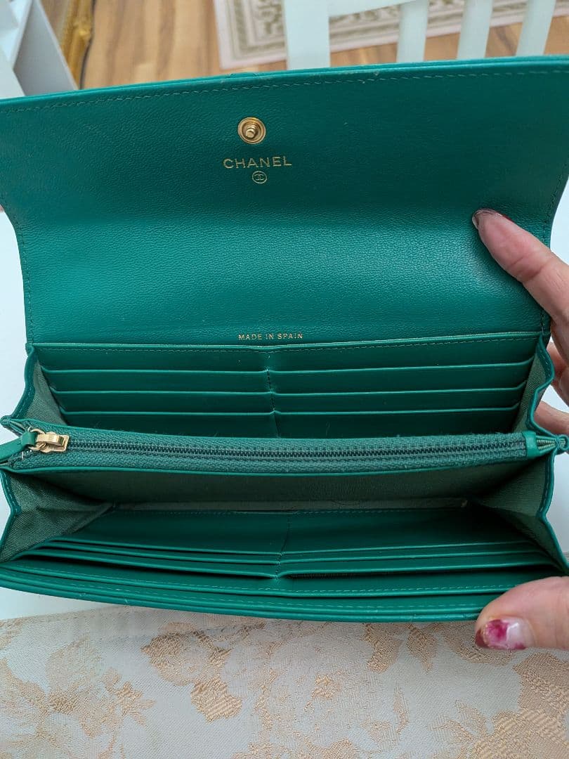 CHANEL ターコイズ 長財布
