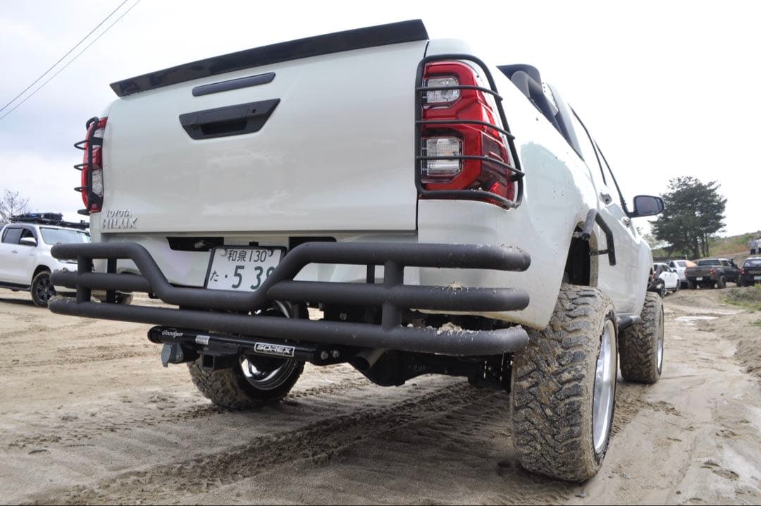 在庫残り僅か！　ハイラックス　gun125 テールガード