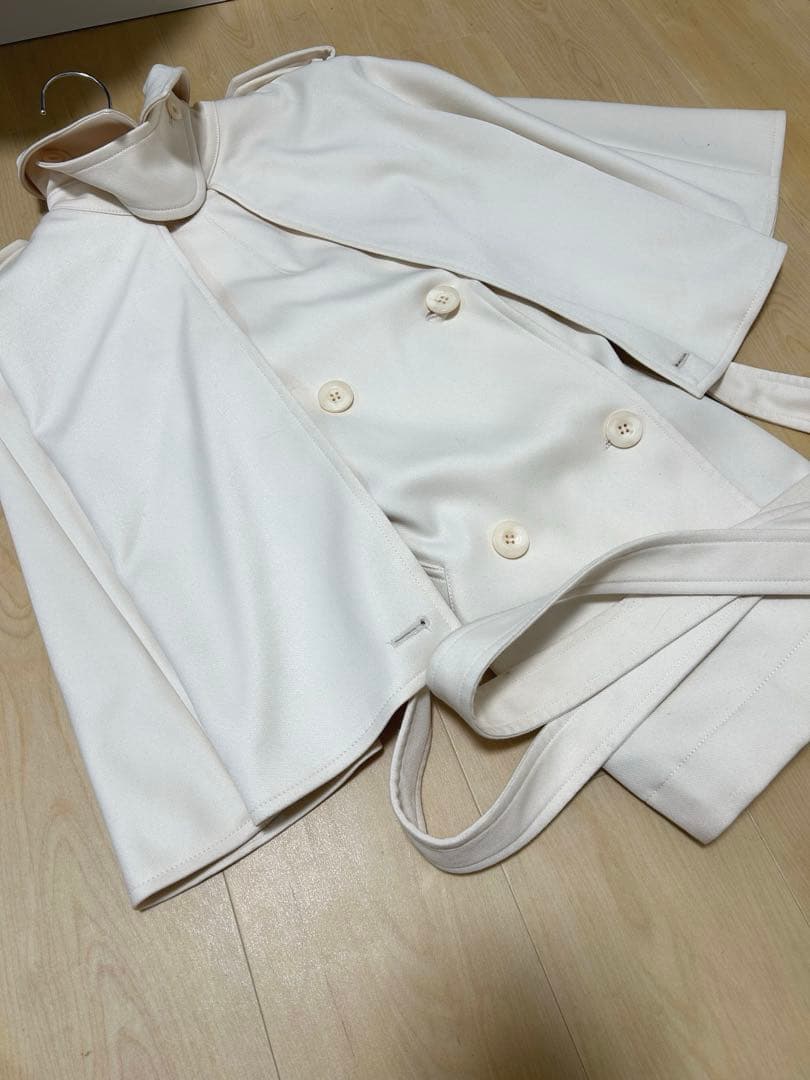 ランバンオンブルー ケープスリーブショートコート