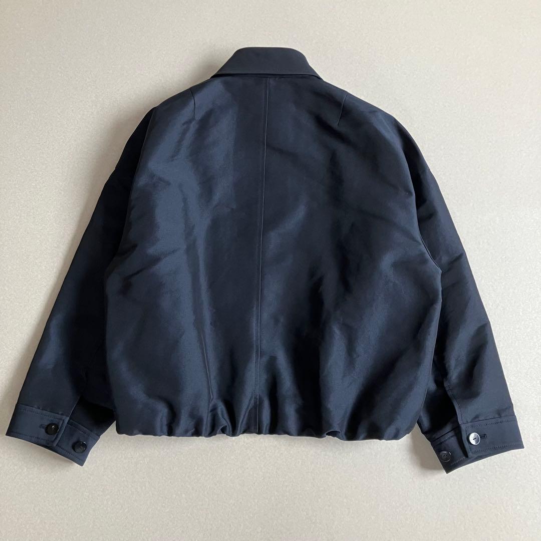 【ギャルリーヴィー】2024AWシェイプメモリーウェザー タックヘムブルゾン