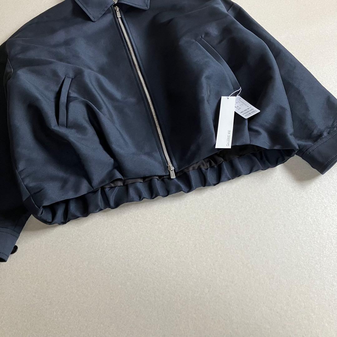 【ギャルリーヴィー】2024AWシェイプメモリーウェザー タックヘムブルゾン