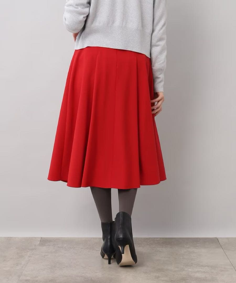 極美品　大きいサイズ　アンタイトル　フレアスカート　赤　膝下　17号　46