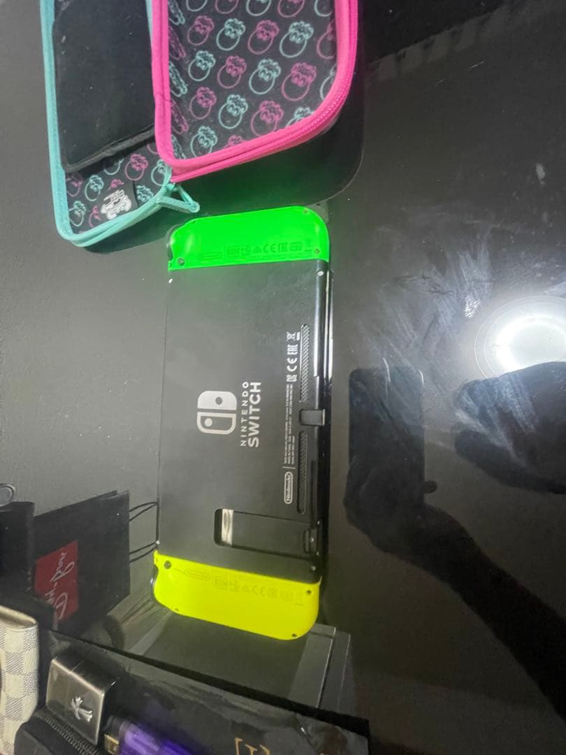 Nintendo Switch ネオンイエロー/グリーン 本体 カセット7個