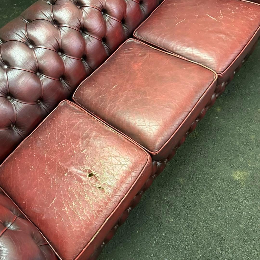 ディスティンクティブ チェスターフィールド エセックス 3シーター ソファ