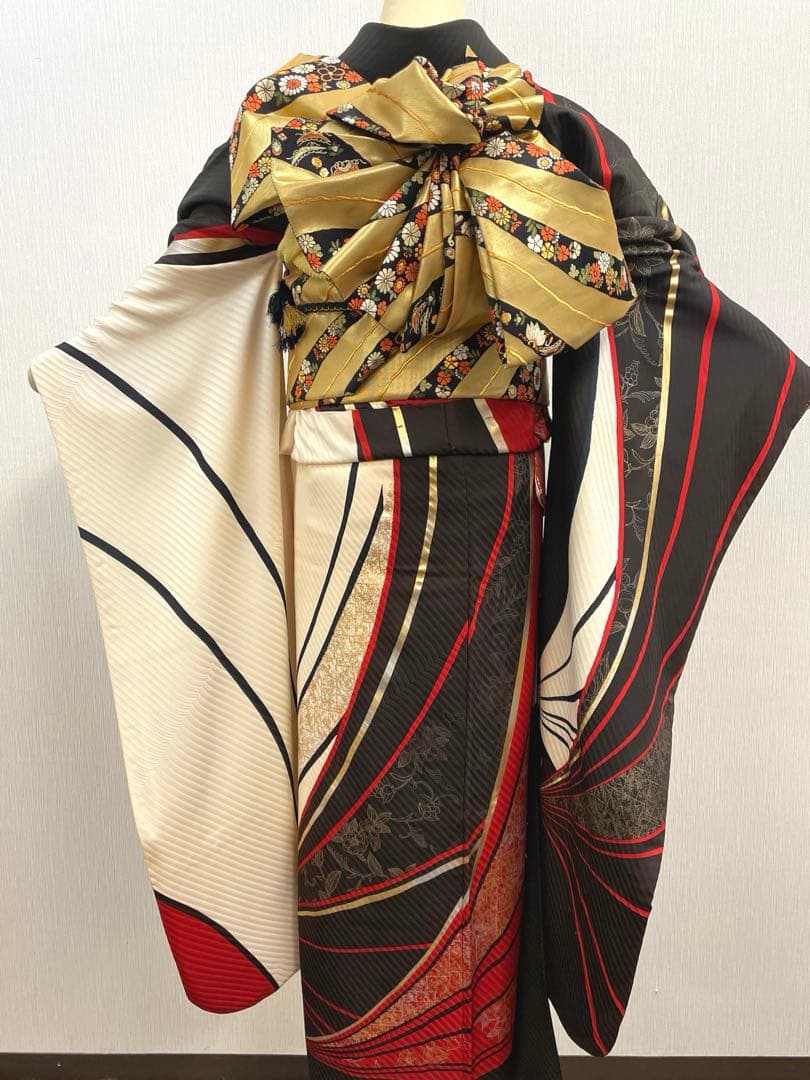 梅乃【151】正絹　振袖　フルセット　前撮り　成人式　撮影　大人　黒　赤　金