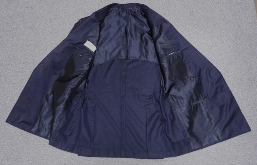 De Petrillo(デ・ペトリロ)ネイビーダブルスーツ 52