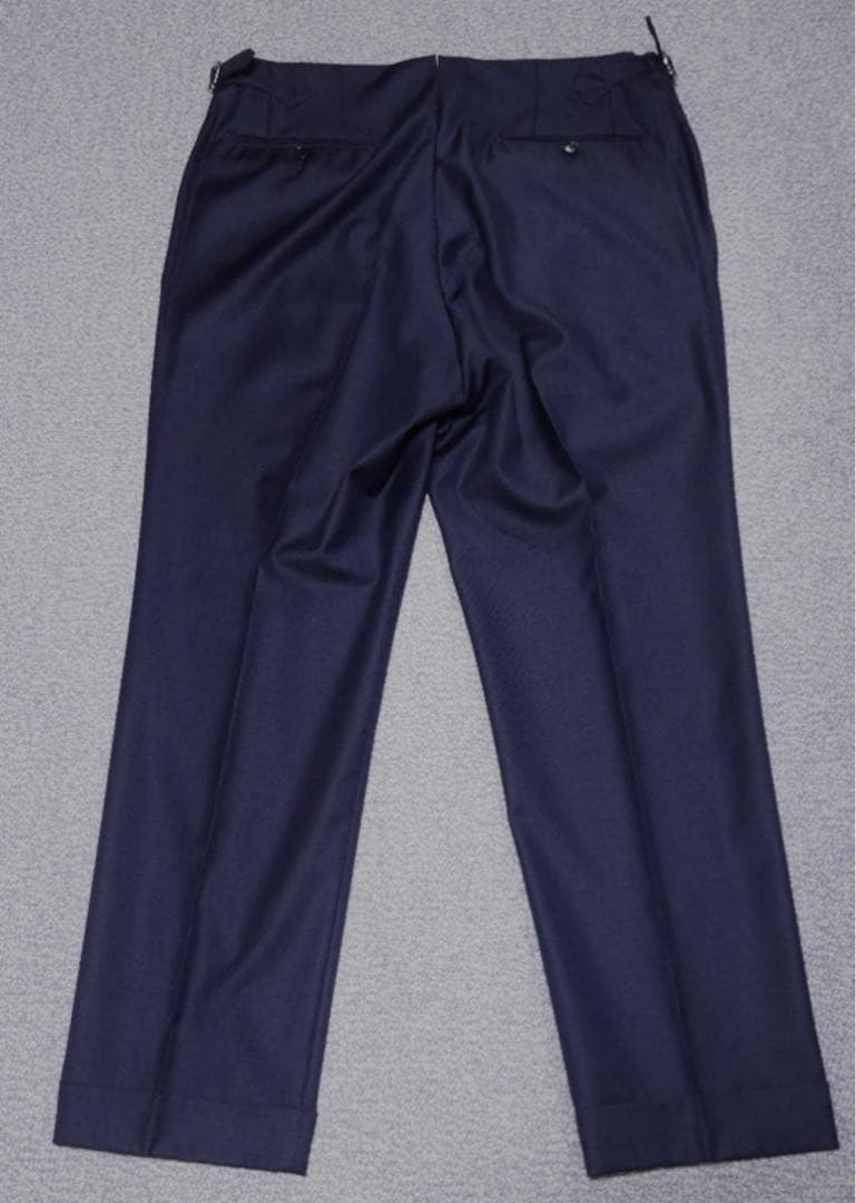 De Petrillo(デ・ペトリロ)ネイビーダブルスーツ 52