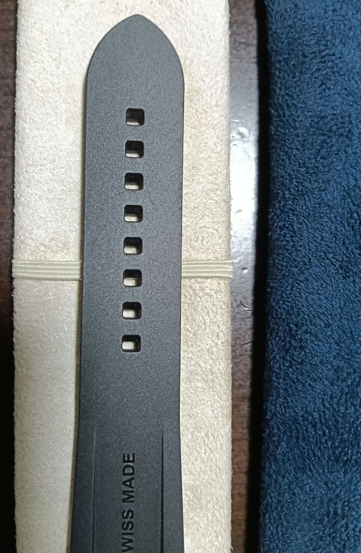 【専用】タンブール モノグラム ラバー ストラップ L　R15137