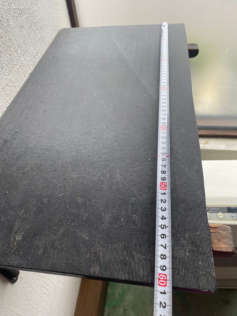 貴重　黒ガラス棚板　木と鉄の棚受けアンティーク