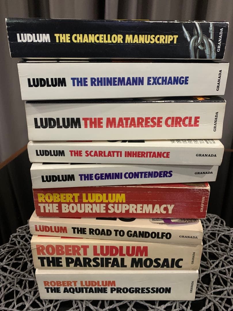 Robert Ludlum 小説セット 9冊