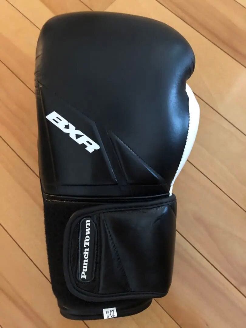 本革レザーパンチタウンBXRボクシングキックムエタイグローブ（黒/白）10オンス