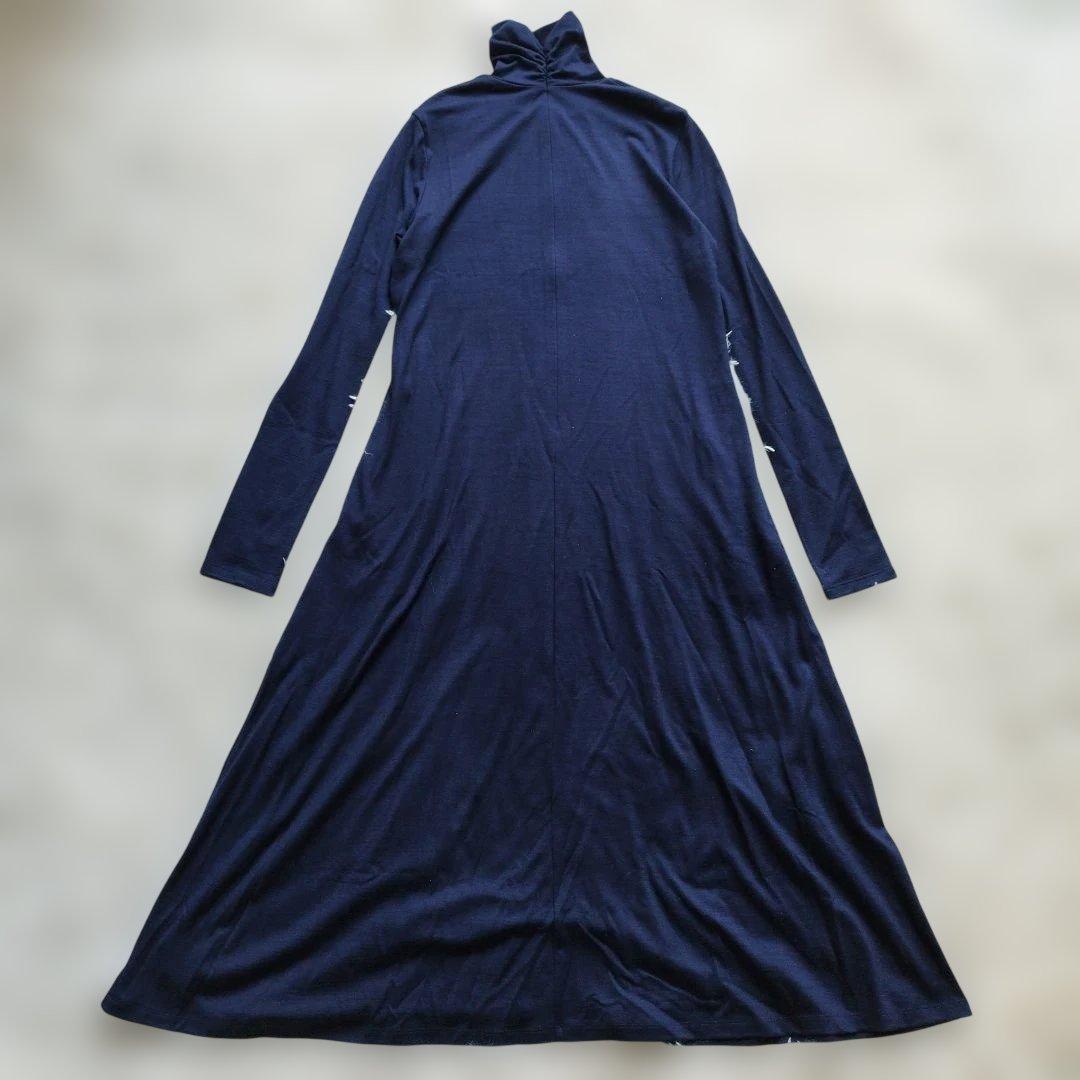 24年♡タグ付✨ベイジ 洗える CALDANA タートルネックロングドレス 紺