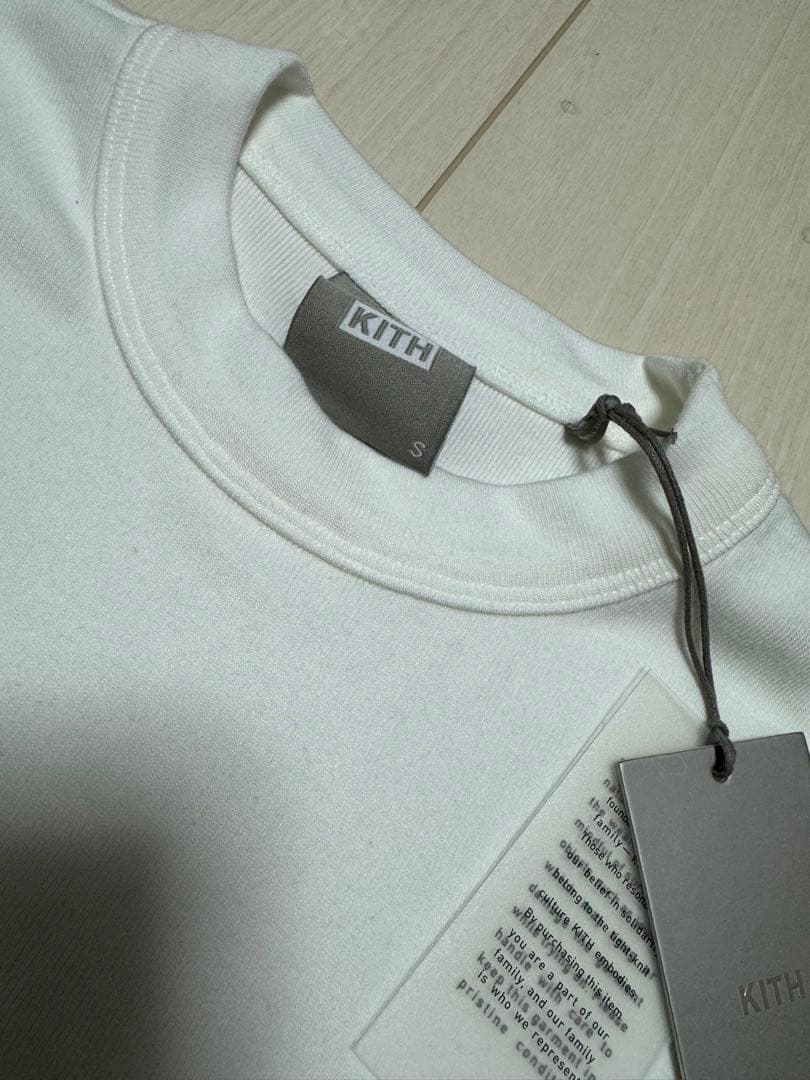 新品タグ付き　kith Tシャツ　クロップド