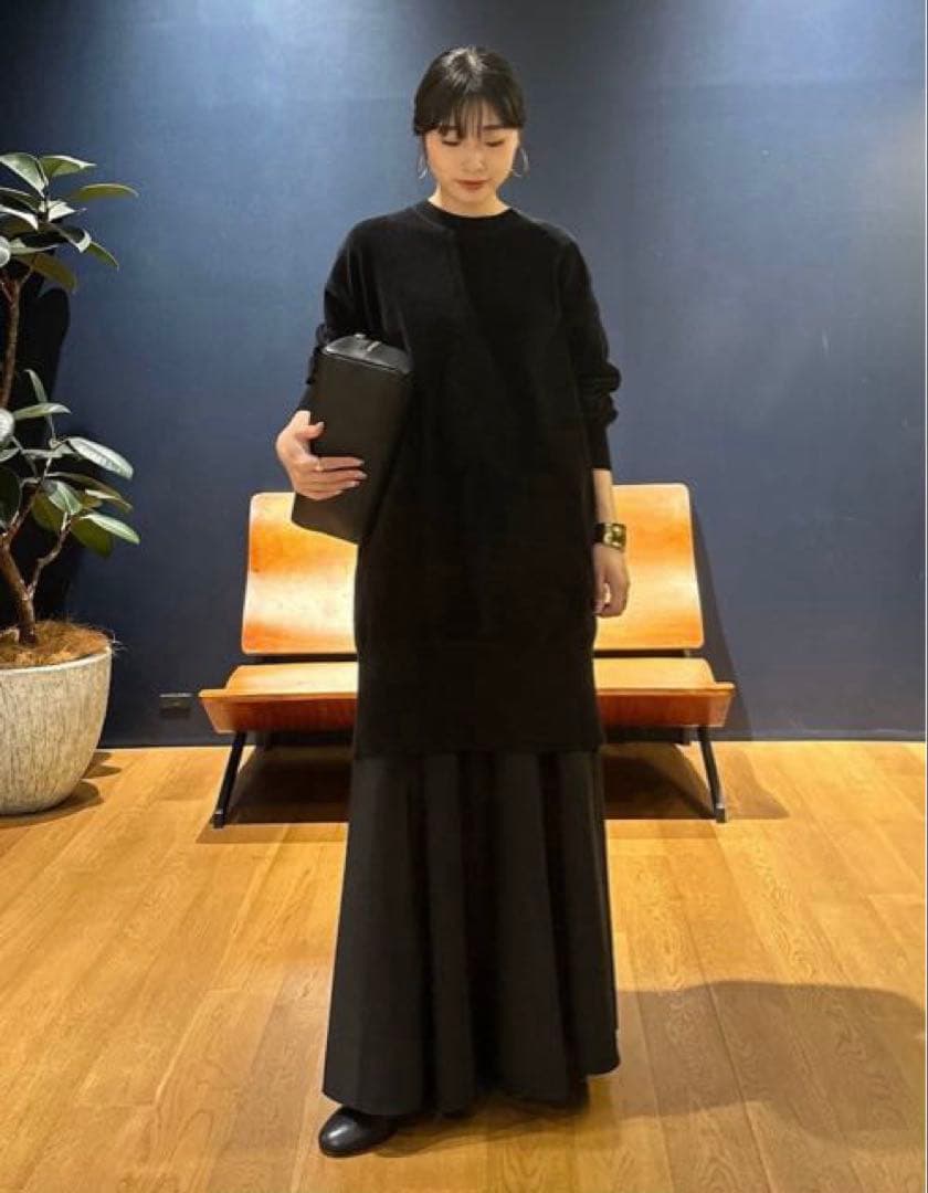 今季　新品　カレンソロジー ニットベロアチュニック　ブラック