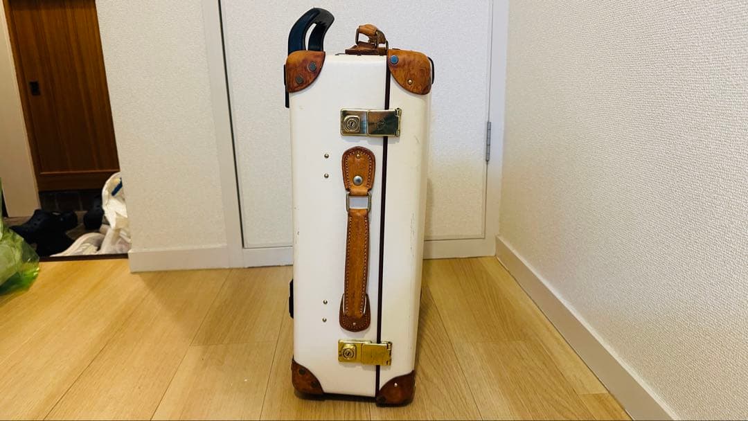 グローブトロッター　機内持ち込みサイズ