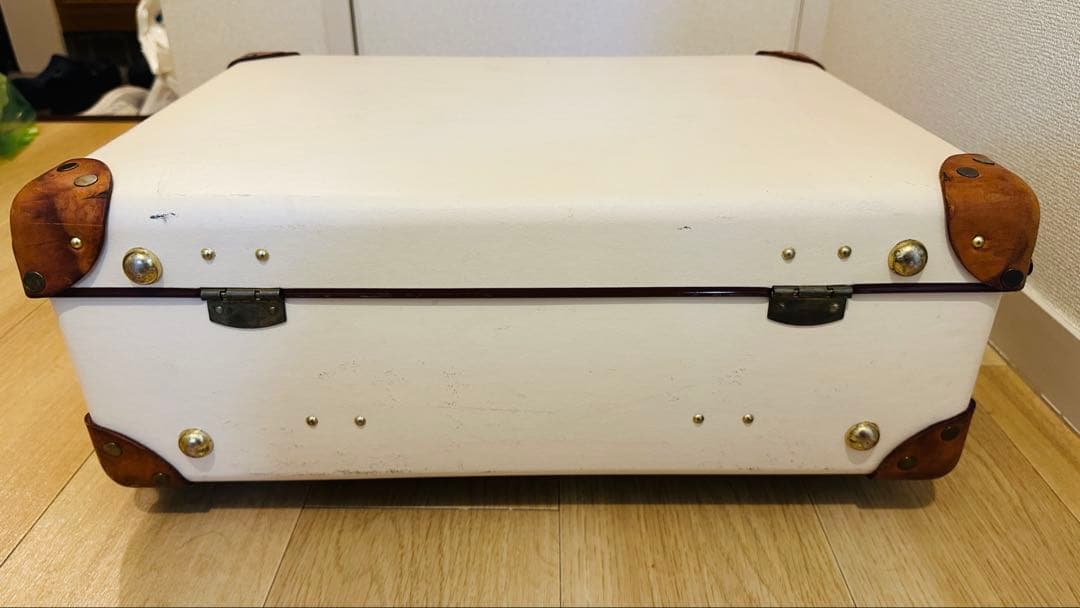 グローブトロッター　機内持ち込みサイズ