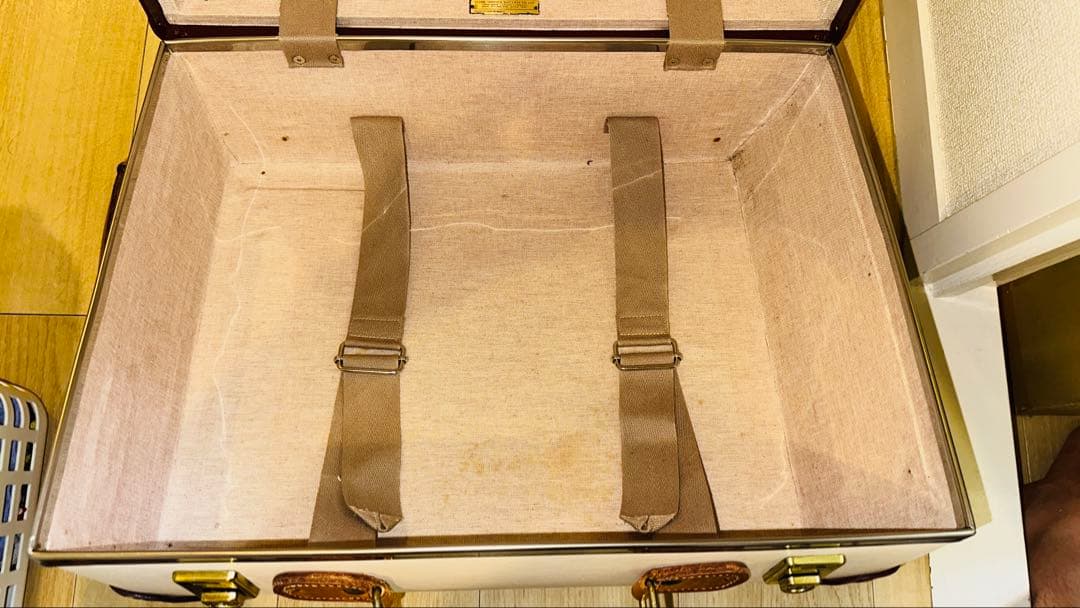 グローブトロッター　機内持ち込みサイズ