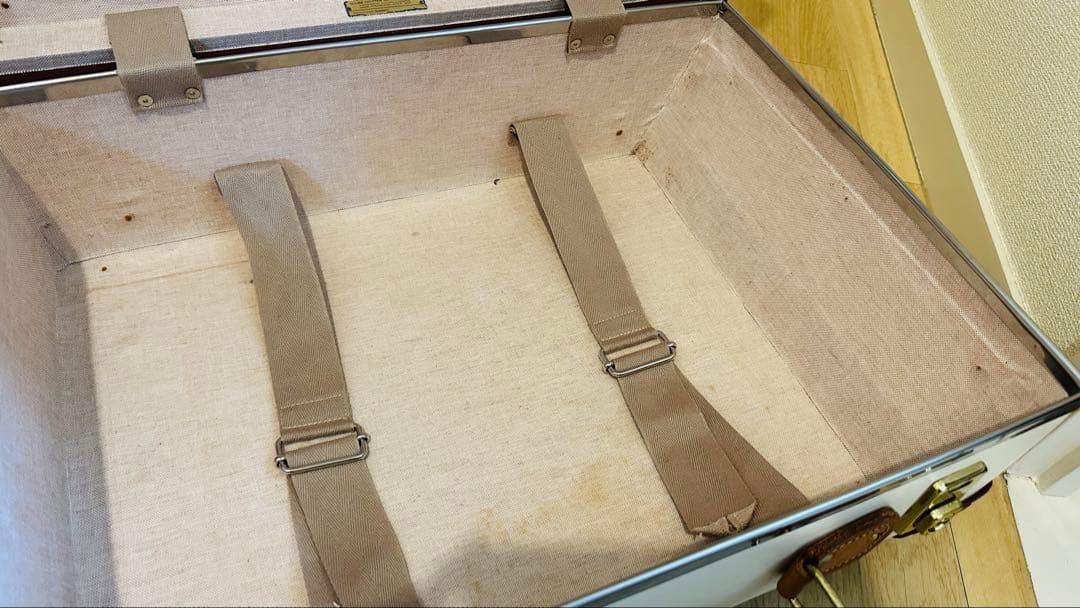 グローブトロッター　機内持ち込みサイズ