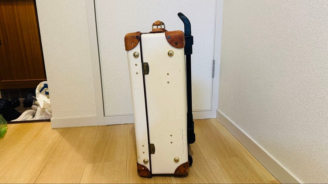 グローブトロッター　機内持ち込みサイズ