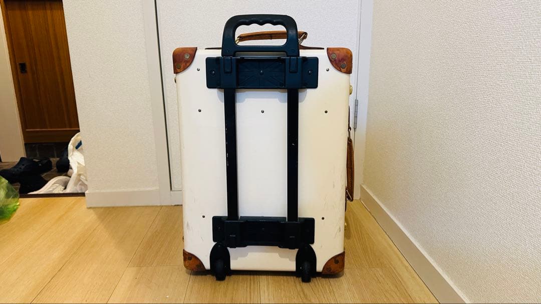 グローブトロッター　機内持ち込みサイズ