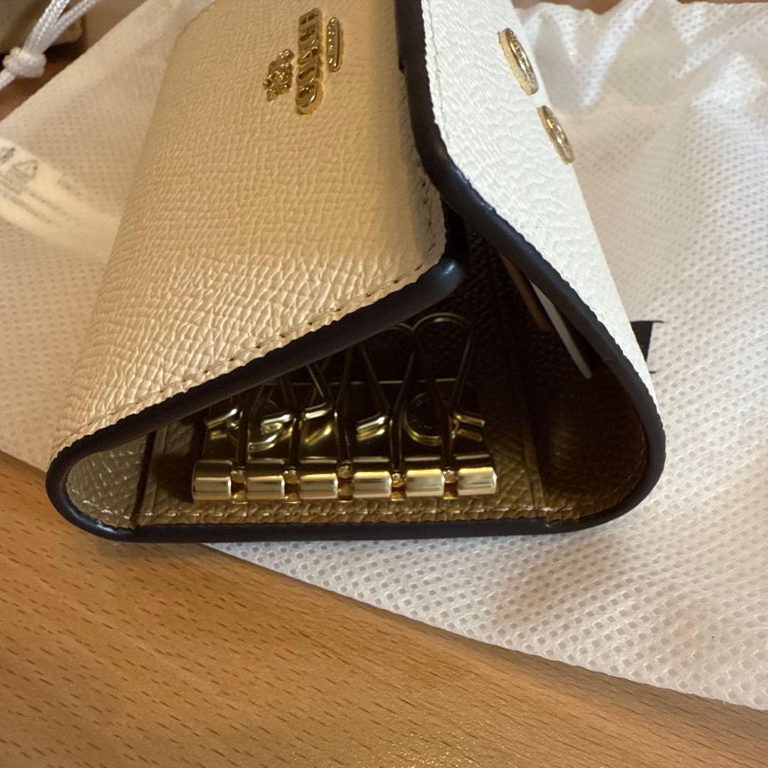 新品未使用品・5連キーケース