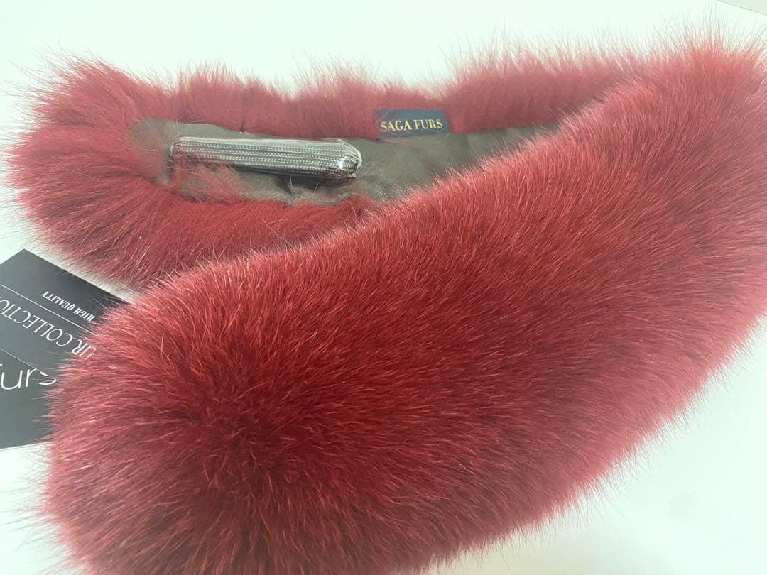 ［新品］sagaマフラー２本ファーボール３個 (ゆきだる様)