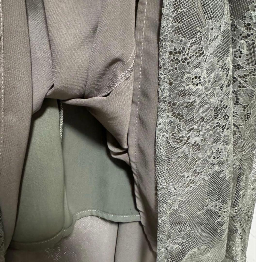 オリーブグリーン ペプラムドレス